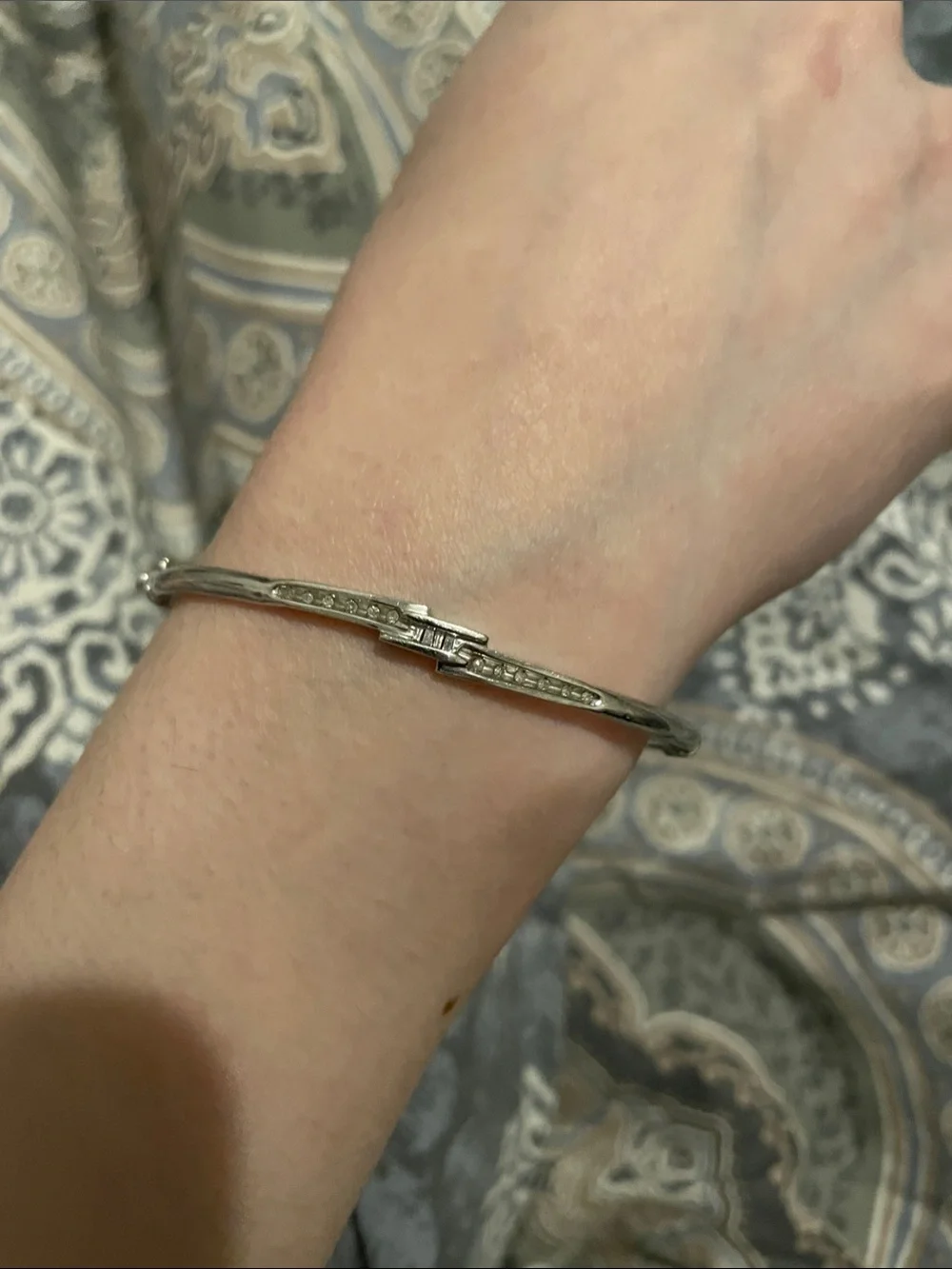 Vintage - Stamped 10k Hinged Bangle Bracelet